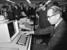 "코인 카지노 코인 카지노 사이트 Total System"이 시작된 날 (1974 년 2 월 1 일)